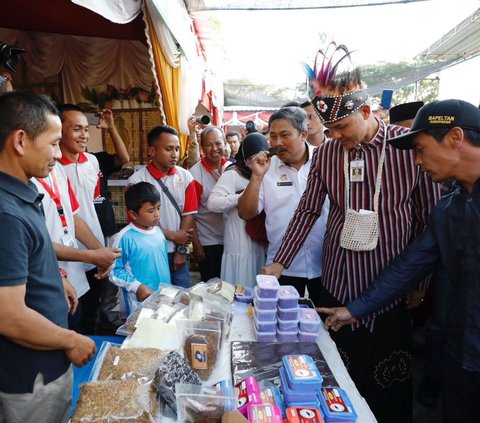 Ganjar Dorong Petani Milenial Manfaatkan Teknologi Tingkatkan Produksi Pertanian