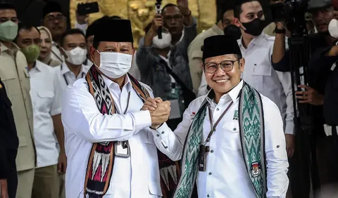 Namun, dia belum dapat memastikan apakah Cak Imin akan berbicara soal capres dan cawapres mengingat wakil ketua DPR itu masih dipingit alias dilarang berbicara soal hal itu.