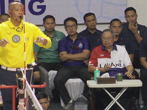 FOTO: Wajah Tegang SBY Saksikan Timnas Voli Putra Indonesia Hajar Vietnam di SEA V League 2023