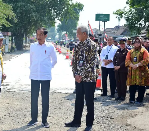 Jokowi Puji Perbaikan Jalan di Jawa Tengah Capai 88 Persen