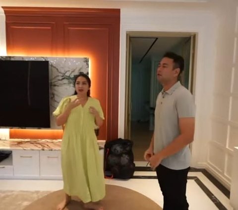 Nagita Slavina Ngeluh Berjerawat, Raffi Ahmad Kasih Peluk dan Cium 'Kurang Kasih Sayang dari Aku?'