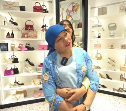 Potret Fuji Ajak Sang Mama Belanja Tas dan Sepatu Branded di Mal, Akhirnya Mengejutkan