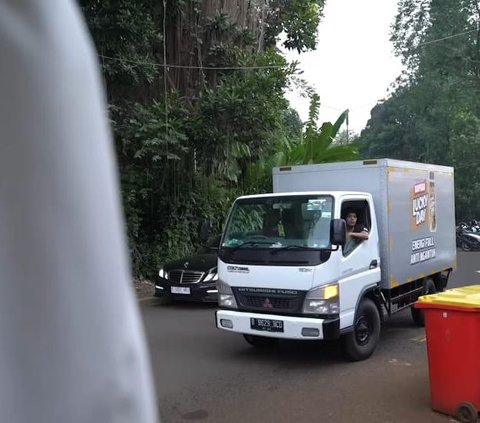 Karyawan Ngantuk saat Mau Rapat, Nagita Slavina Borong Kopi Sampai Satu Truk