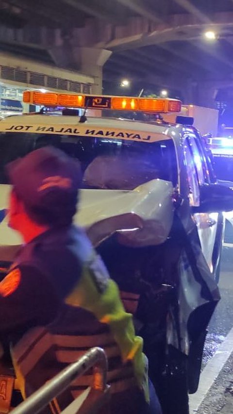 Wanita Rampas dan Bawa Kabur Mobil Patroli Jalan Tol Becakayu Hingga Tabrak Kendaraan Lain, Begini Kronologinya