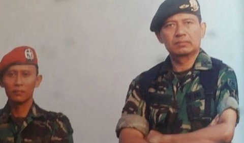 HR Soekotjo merupakan anggota TNI berpangkat pembantu letnan satu dengan jabatan Komandan Komando Rayon Militer (Danramil) di Pacitan.