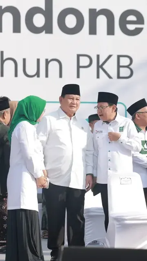 Pujian Cak Imin Bikin Prabowo Berdiri, Minta Maaf ke Puan Maharani