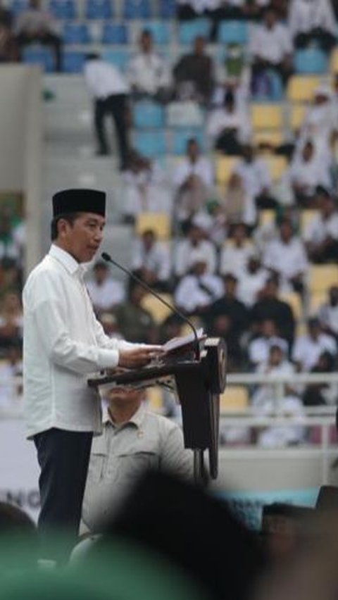 Jokowi: Saya Baca Medsos sampai Geleng-Geleng, Padahal Para Capres Ngopi Bareng