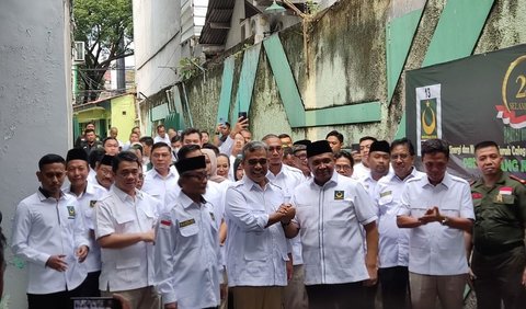 Partai Gerindra mendatangi kantor DPP PBB di Pasar Minggu, Selasa (24/7).