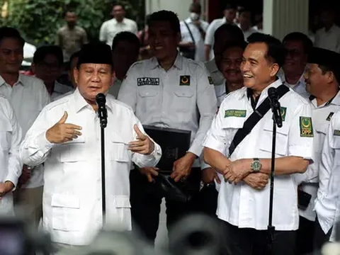 Afriansyah kemudian mengutip pernyataan Presiden Jokowi yang siap mememberikan dukungan kepada Yusril ketika merapat ke poros dukungan yang mumpuni.