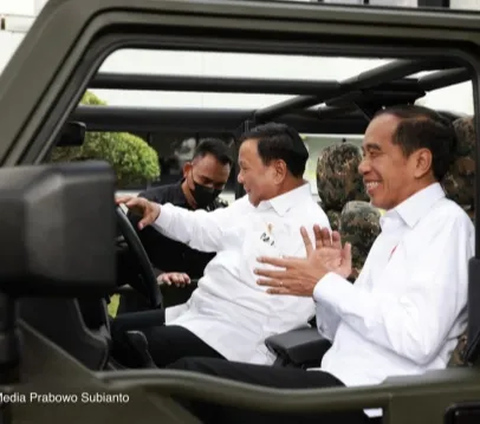 Makna Jokowi Naik Mobil Berpelat Indonesia Disopiri Prabowo Didampingi Erick Thohir