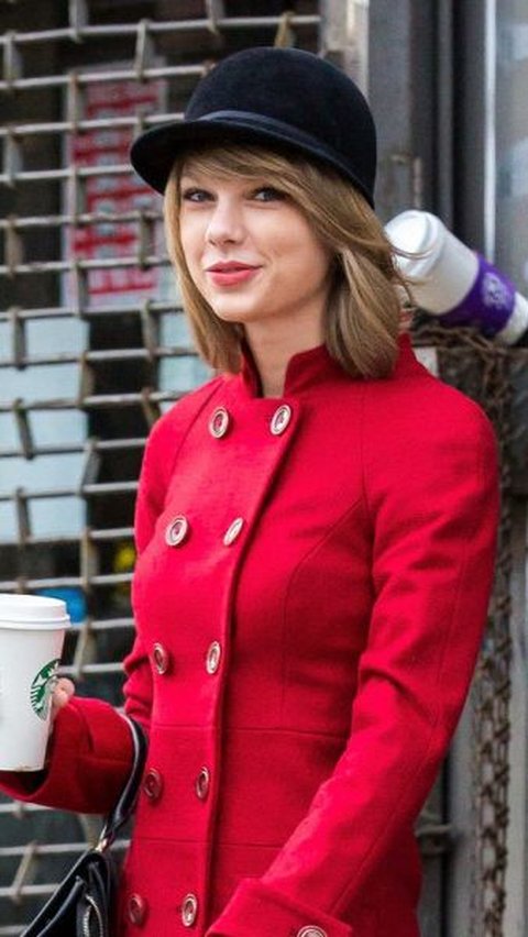 Starbucks x Taylor Swift (2021)