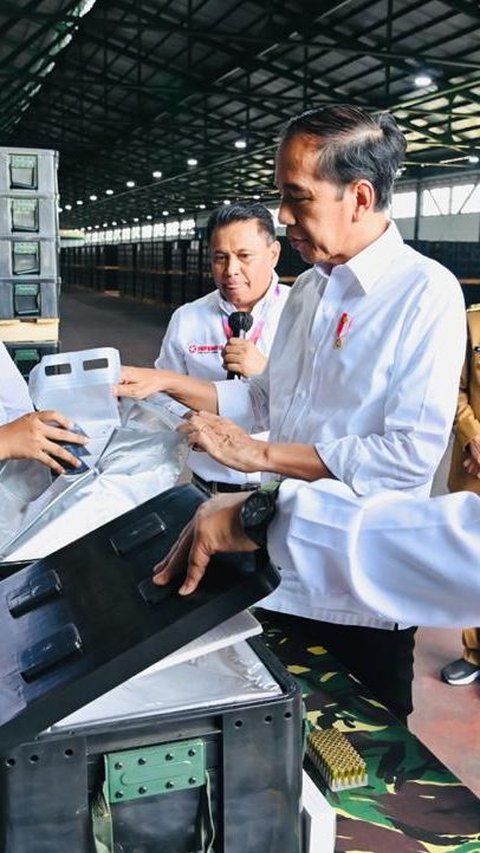 Jokowi Ungkap Peluang Industri Pertahanan Indonesia