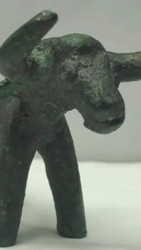 Patung Banteng Berusia 2500 Tahun Tiba-Tiba Muncul Setelah Hujan Deras, Arkeolog Ungkap Fungsinya