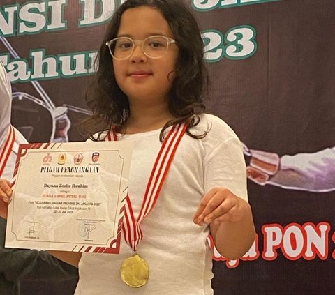 Cantik dan Berprestasi, Potret 2 Anak Artika Sari Devi & Baim Kembali Raih Medali Lomba Anggar