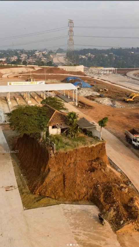 Penampakan Rumah Terakhir di Tengah Proyek Tol Cijago Sebelum Dibongkar