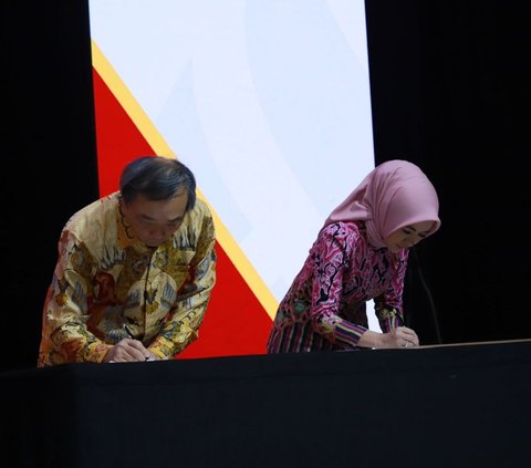 Dalam perjanjian tersebut, PHE yang bekerja sama dengan Petronas melalui Petronas Masela mengambil alih 35 persen kepemilikan SUOS di blok tersebut.