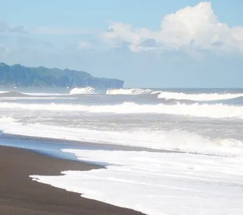 Tinggi Gelombang Laut Jabar-DIY Berpotensi Capai 6 Meter, Ini Fakta di Baliknya