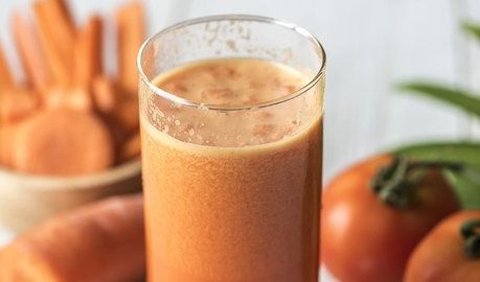 Kandungan vitamin dan anti oksidan serta nutrisi lain yang terkandung dalam jus ini memiliki manfaat untuk kesehatan kulit.