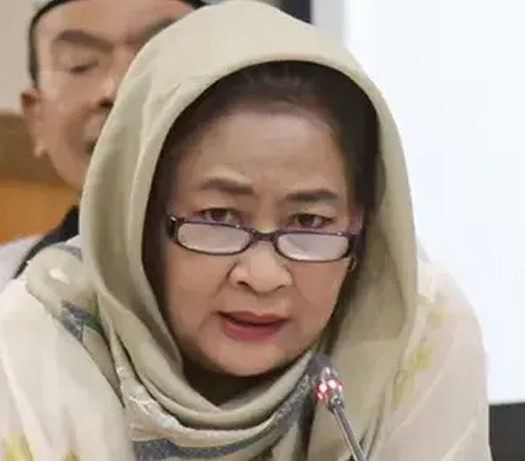 PDIP Copot Cinta Mega dari Anggota DPRD DKI Buntut Diduga Main Slot saat Rapat