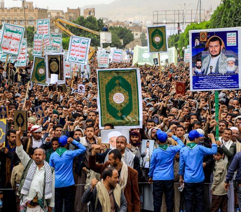 Aksi penistaan Alquran yang terjadi di Denmark dan Swedia memicu kemarahan umat Islam di berbagai negara. <br /><br />Di Yaman, ribuan orang berpartisipasi dalam aksi protes menentang penistaan Alquran di kedua negara tersebut pada Senin (24/7/2023).