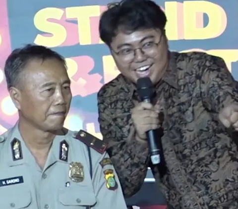 Anak Polisi Roasting Ayahnya Sendiri di Depan para Jenderal, Kapolri Sampai Ngakak