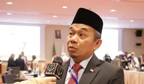 Jazuli menyampaikan pentingnya mengokohkan nilai nasionalisme dan komitmen kebangsaan dalam menjaga persatuan dan kesatuan bangsa.