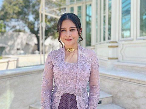 Deretan Foto Prilly Latuconsina Pamer Foto Mesra dengan Refal Hady, Bikin Netizen Patah Hati