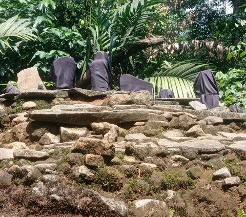 Tempat Suci Berusia Ribuan Tahun di Kaki Gunung Salak, Tak Jauh dari Bogor