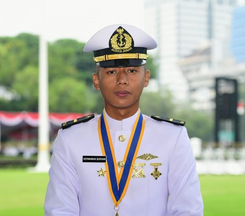 Sementara itu, Hermawan Burhanudin T.P. yang merupakan perwira peraih penghargaan Adhi Makayasa dari Akademi Angkatan Laut mengingatkan pentingnya berdoa dan terus belajar untuk menjadi yang terbaik.