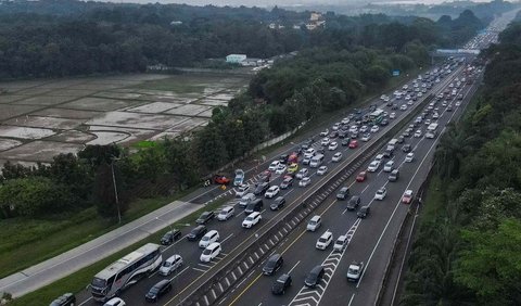 Basuki menyebut, pada saat pandemi bahkan jalan tol banyak digunakan oleh masyarakat.