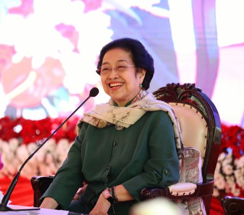 Megawati Jawab Kritik Ganjar Capres Petugas Partai, Singgung Posisi Jokowi