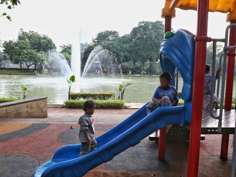 FOTO: Menikmati Keasrian Taman Situ Lembang, Ada Danau Peninggalan Belanda