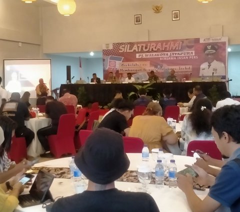 Pj Walikota Sentil Pejabat Pemkot Jayapura, Jangan Merasa seperti Presiden