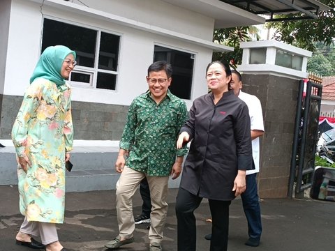 Kompak Berbaju Hijau, Cak Imin dan Istri Sambut Puan Maharani di Rumahnya