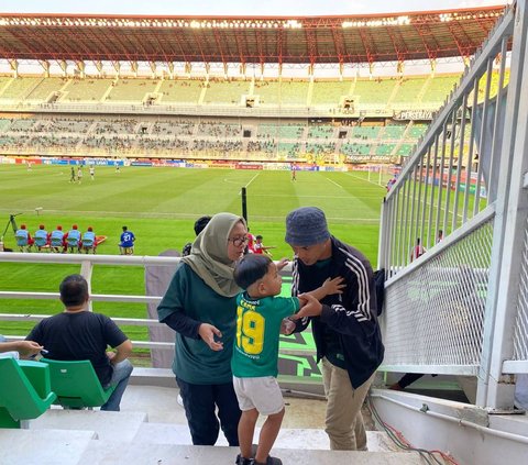 Cerita Perempuan Pertama Kali Nonton Sepak Bola di Gelora Bung Tomo,  Mengaku Ketagihan