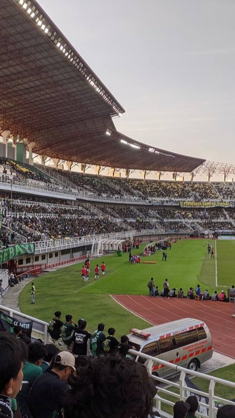 Cerita Perempuan Pertama Kali Nonton Sepak Bola di Gelora Bung Tomo,  Mengaku Ketagihan