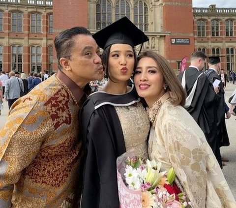 Potret Alifiya Anak Dede Yusuf Wisuda di Kampus Inggris, Cantik dan Anggun Pakai Kebaya