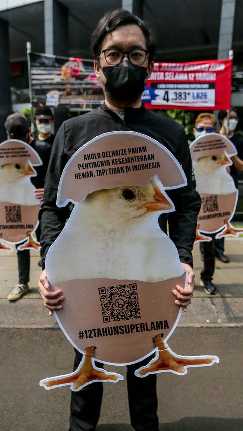 FOTO: Protes Peternakan Ayam Kandang Baterai, Aktivis AFFA: 