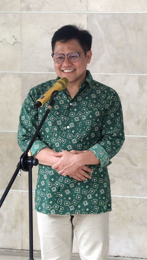 Sementara, Cak Imin mengatakan pihaknya tetap membuka peluang, namun tetap harus berkoordinasi dulu dengan Prabowo Subianto.