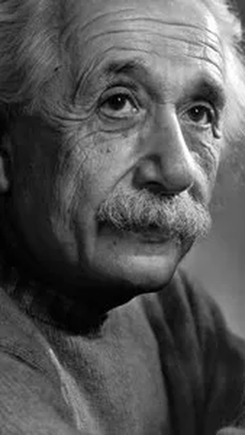 Jadi Orang Terpintar di Dunia, Ini Kebiasaan Unik Albert Einstein