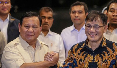 Budiman Sudjatmiko baru-baru ini bertemu dengan Prabowo Subianto pada Selasa (18/7) malam.