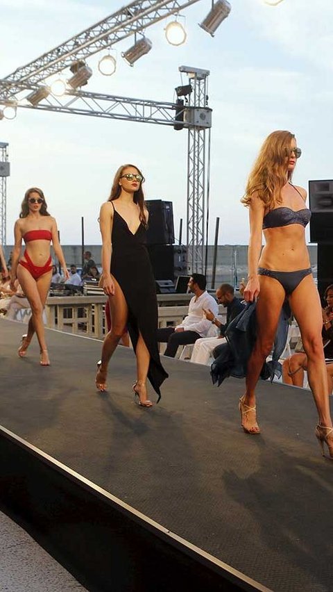 Perempuan Sudah Pakai Bikini Sejak Tahun 1400 SM, Begini Modelnya