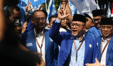 Kemudian Gus Afif dari Pondok Pesantren Amanatul Ummah Mojokerto, lalu Gus Sakti dari Pondok Pesantren Peta.