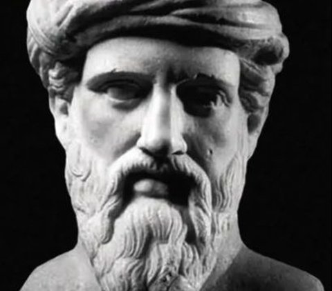 Pythagoras dari Samos, merupakan salah satu filsuf Yunani Kuno yang paling berpengaruh sepanjang massa. Buah pikirannya masih digunakan hingga saat ini.