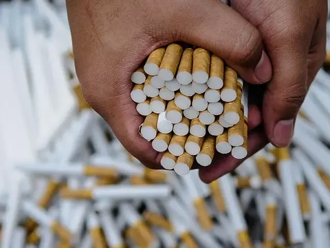 Ternyata, Masyarakat Indonesia Habiskan Rp64 Triliun untuk Beli Rokok dalam Setahun