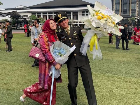 Potret Terbaru Enzo Taruna Akmil Keturunan Prancis Usai Dilantik jadi Perwira TNI, Pose Bareng Keluarganya