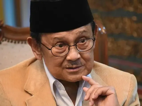 2. BJ Habibie