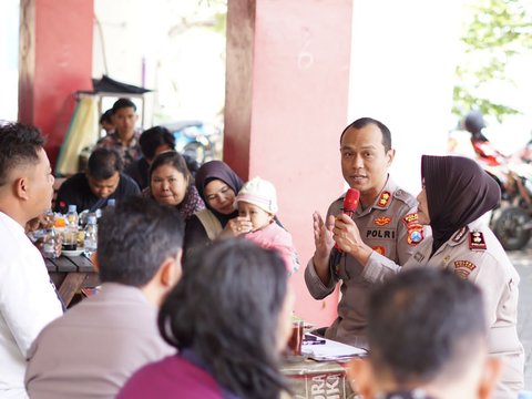 Momen Pedagang di Stadion Kanjuruhan Keluarkan Uneg-Uneg ke Polisi