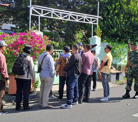 Diadang Massa, PN Yogya Gagal Eksekusi Objek Sengketa Bangunan Milik Guru Besar UGM