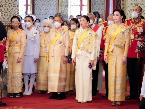 FOTO: Melihat Raja Terkaya di Dunia Rayakan Ulang Tahun, Duduk di Singgasana Megah Berlapis Emas